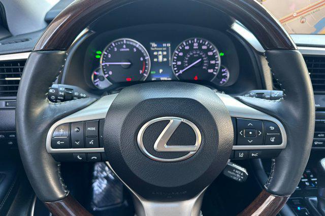 Photo of 2018 Eminent White Pearl Lexus RX 350