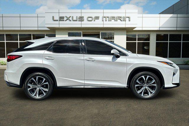 Photo of 2018 Eminent White Pearl Lexus RX 350