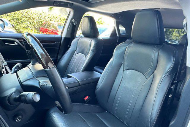 Photo of 2018 Eminent White Pearl Lexus RX 350