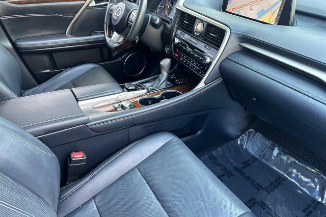 Photo of 2018 Eminent White Pearl Lexus RX 350