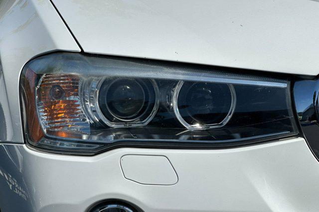 Photo of 2017 White BMW X3