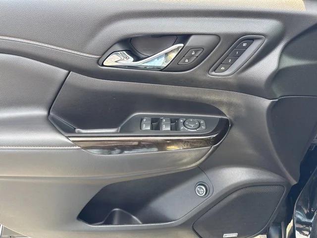 Photo of 2023 Ebony Twilight Metallic GMC Acadia