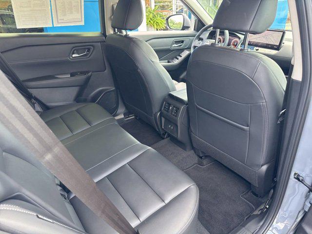 Photo of 2025 Boulder Gray Pearl Nissan Rogue