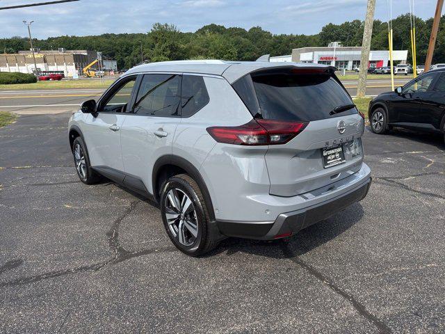 Photo of 2025 Boulder Gray Pearl Nissan Rogue