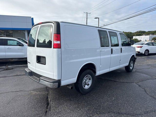Photo of 2024 Summit White Chevrolet Express 2500
