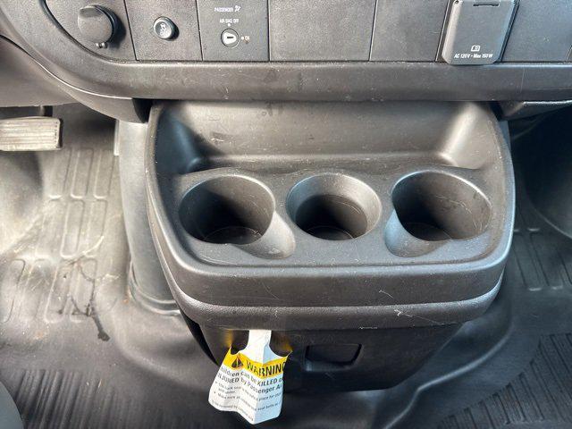 Photo of 2024 Summit White Chevrolet Express 2500
