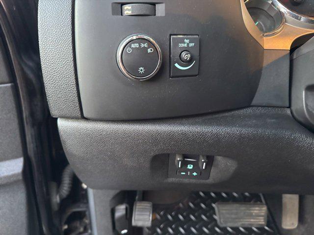 Photo of 2013 Black Chevrolet Silverado 2500