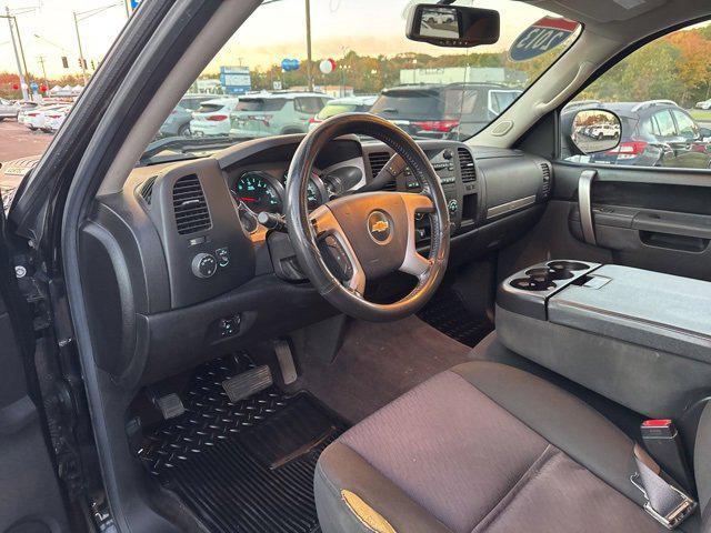 Photo of 2013 Black Chevrolet Silverado 2500