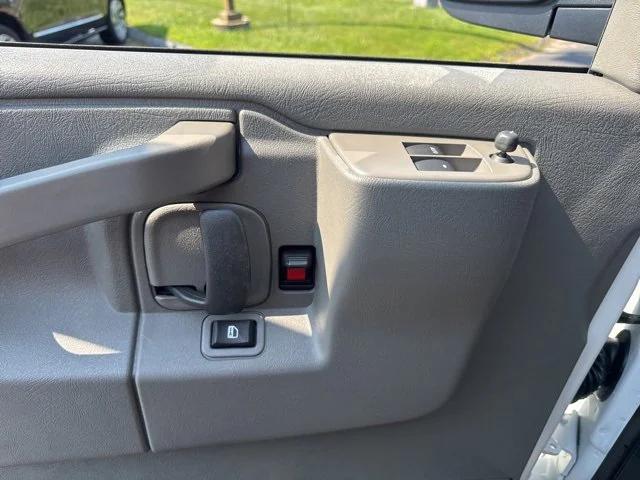 Photo of 2025 Summit White Chevrolet Express 2500