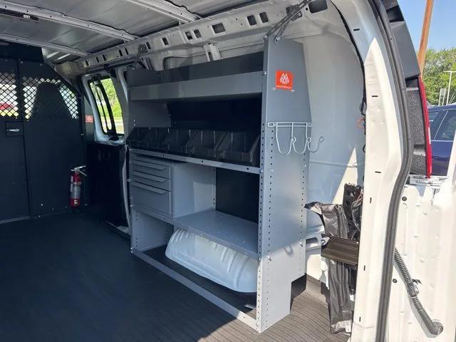 Photo of 2025 Summit White Chevrolet Express 2500