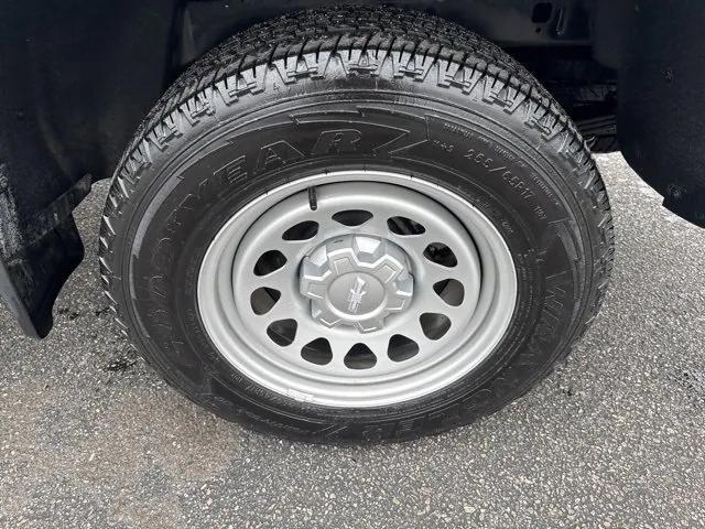 Photo of 2023 Sterling Gray Metallic Chevrolet Colorado
