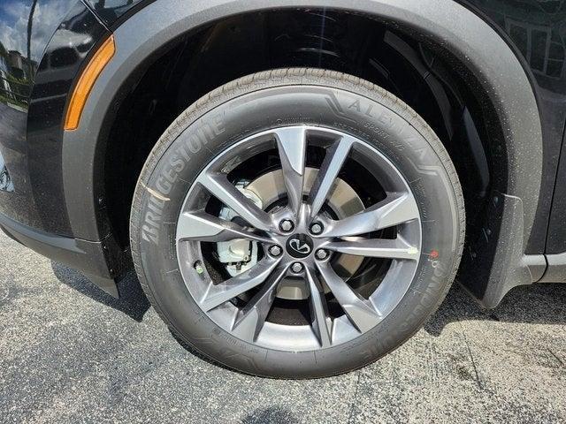 Photo of 2025 Diamond Black INFINITI QX60