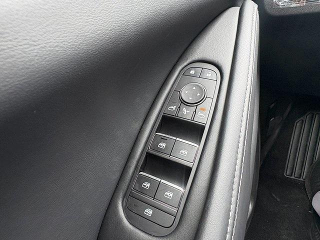 Photo of 2026 Radiant White INFINITI QX60