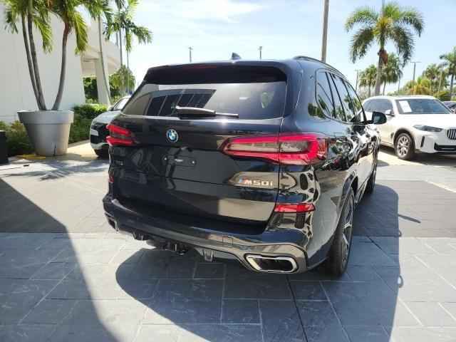 Photo of 2020 Black Sapphire Metallic BMW X5
