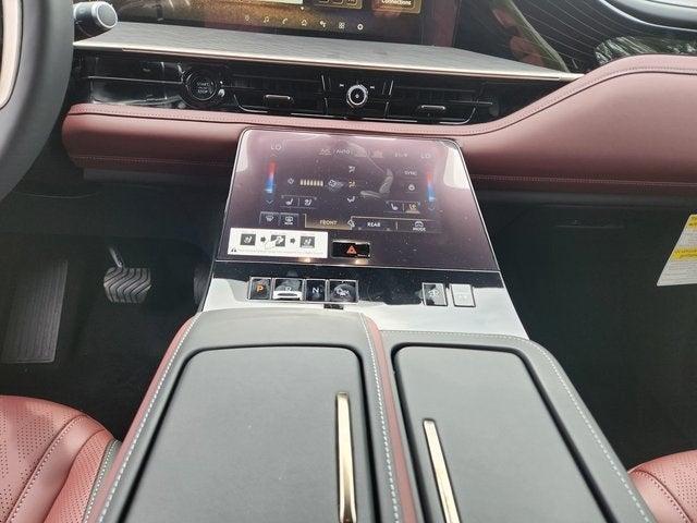 Photo of 2025 Diamond Black INFINITI QX80