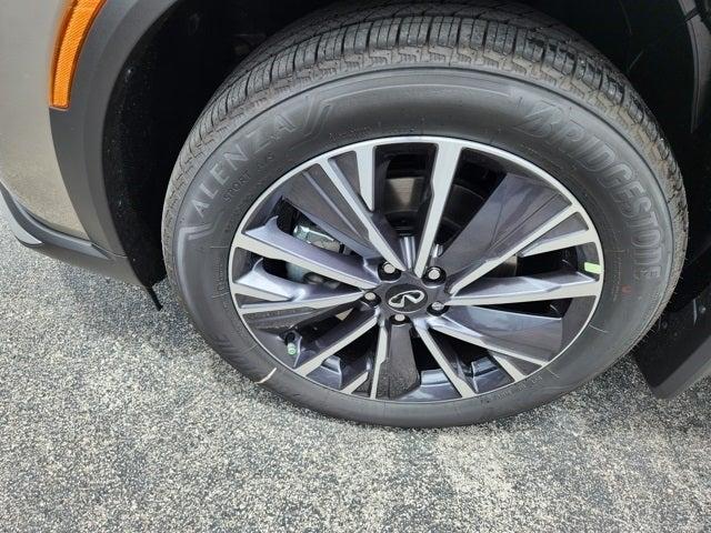 Photo of 2026 Warm Titanium INFINITI QX60