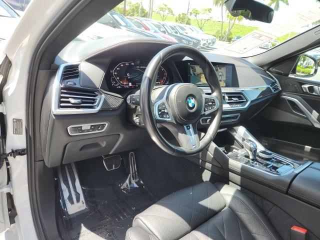 Photo of 2023 White Metallic BMW X6