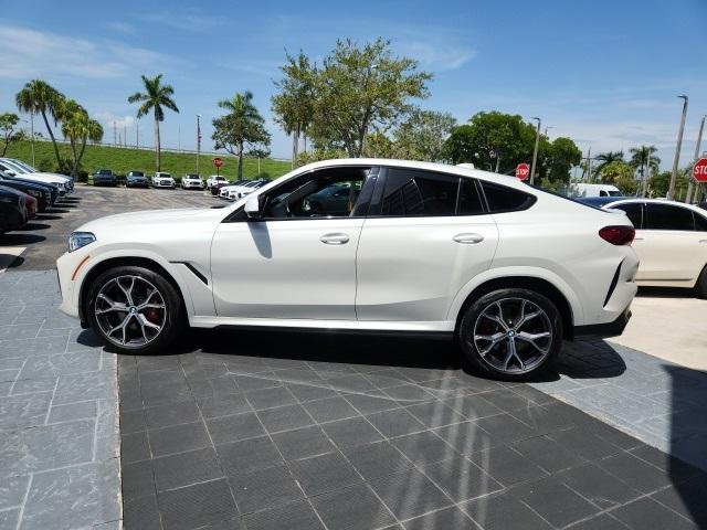 Photo of 2023 White Metallic BMW X6