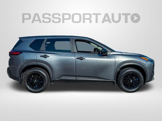 Photo of 2023 Gun Metallic Nissan Rogue
