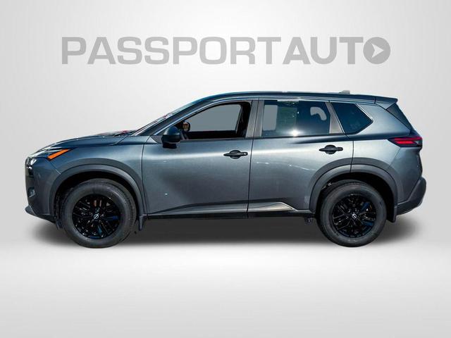 Photo of 2023 Gun Metallic Nissan Rogue