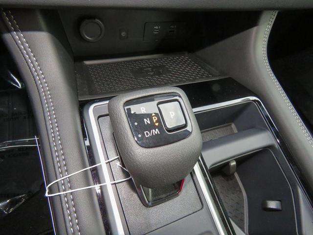 Photo of 2025 Super Black Nissan Pathfinder