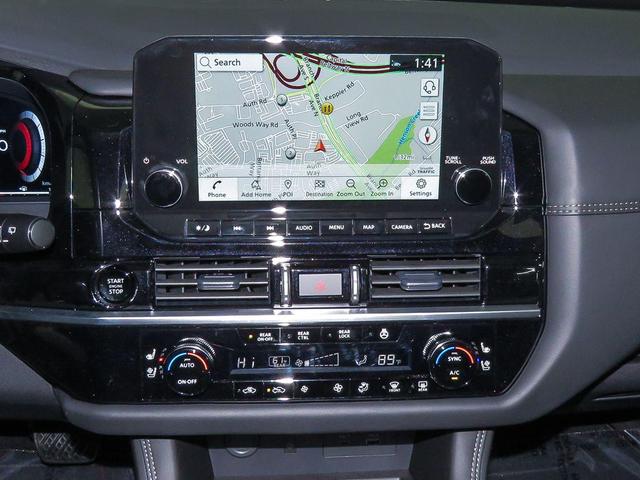 Photo of 2025 Super Black Nissan Pathfinder