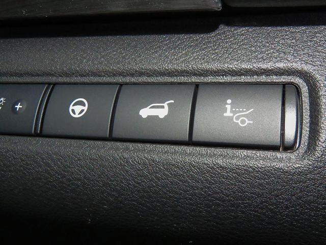 Photo of 2025 Super Black Nissan Pathfinder