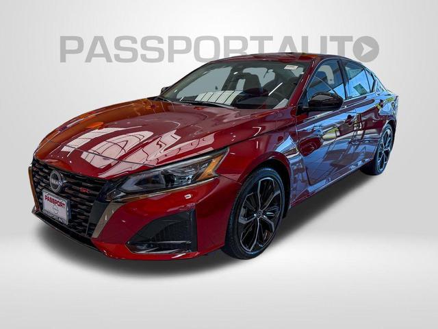 Photo of 2025 Scarlet Ember Nissan Altima