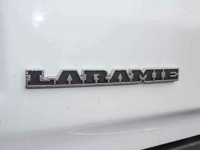 Photo of 2022 Bright White Clearcoat RAM 1500