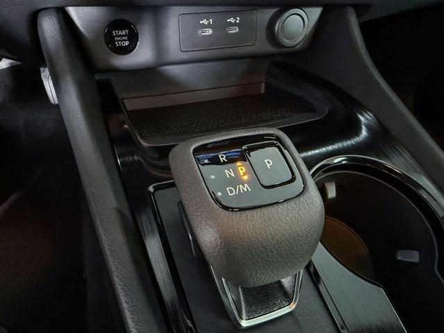 Photo of 2026 Everest White Pearl Nissan Rogue