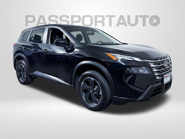 Photo of 2024 Super Black Nissan Rogue