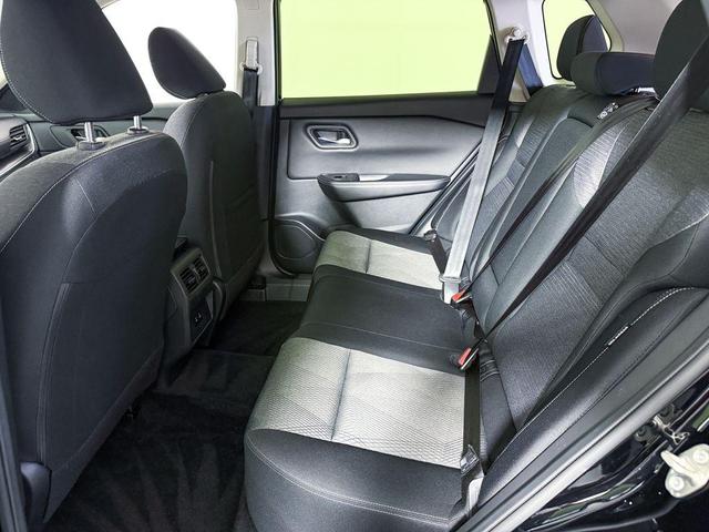 Photo of 2024 Super Black Nissan Rogue