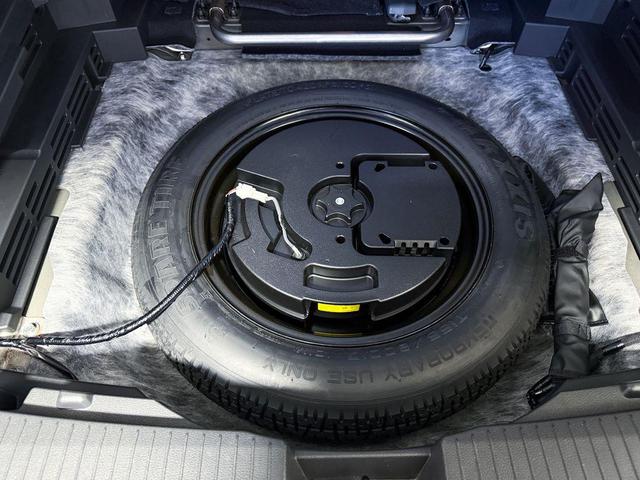 Photo of 2024 Super Black Nissan Rogue