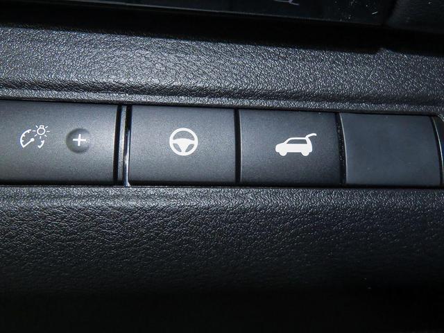 Photo of 2025 Brilliant Silver Metallic Nissan Pathfinder