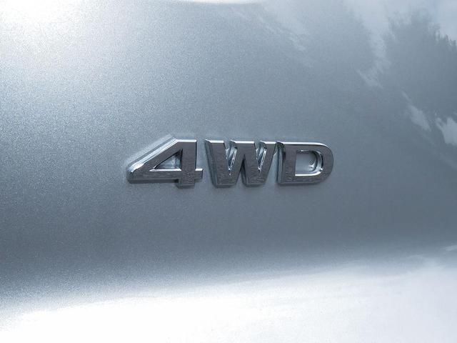 Photo of 2025 Brilliant Silver Metallic Nissan Pathfinder