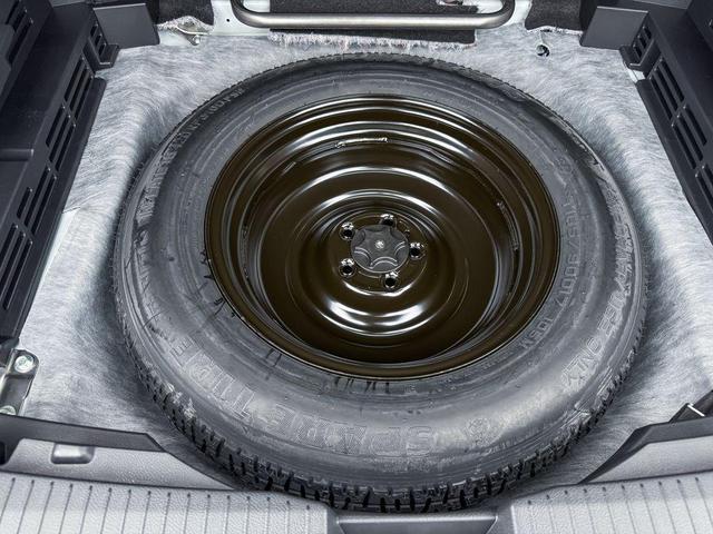 Photo of 2026 Everest White Pearl Tricoat Nissan Rogue