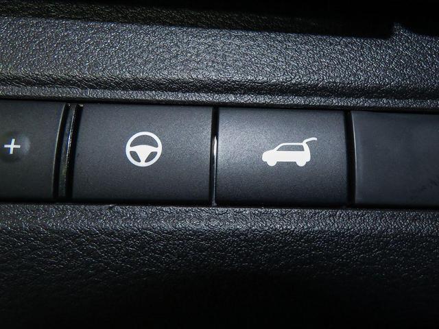 Photo of 2025 Super Black Nissan Pathfinder