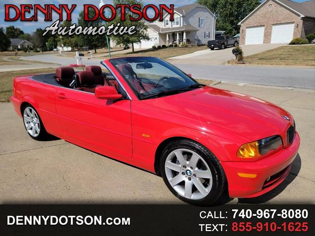 Photo of 2001 Red BMW 325