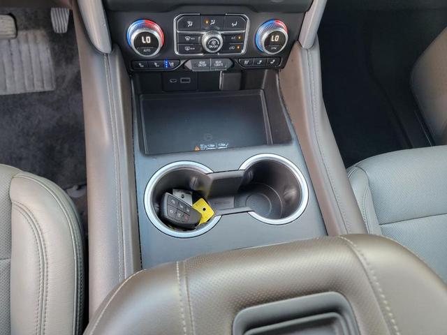 Photo of 2021 Pearl Beige Metallic GMC Yukon