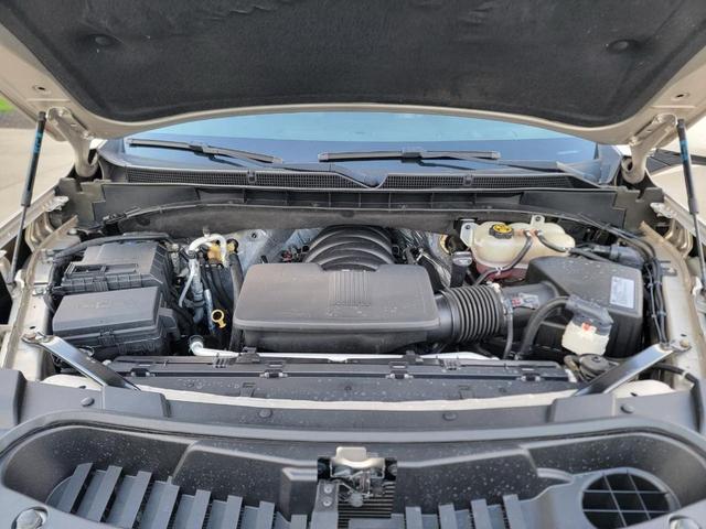 Photo of 2021 Pearl Beige Metallic GMC Yukon