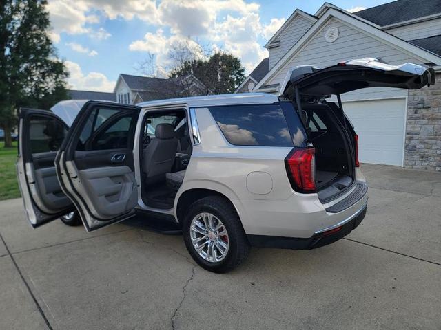 Photo of 2021 Pearl Beige Metallic GMC Yukon