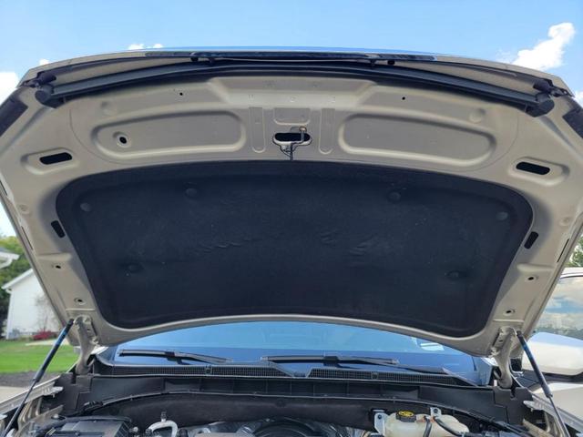 Photo of 2021 Pearl Beige Metallic GMC Yukon
