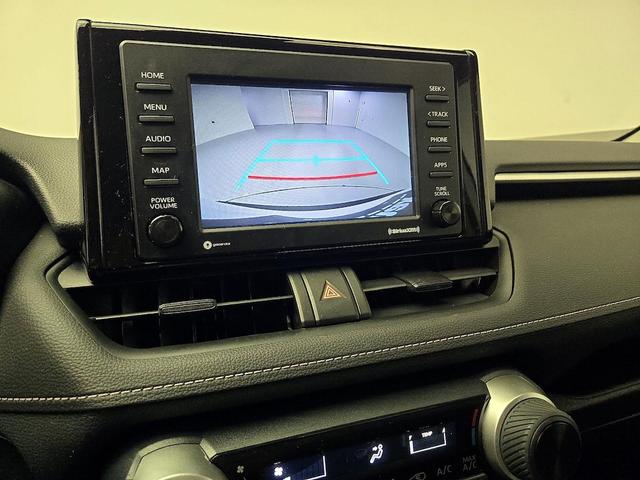 Photo of 2021 White Toyota RAV4