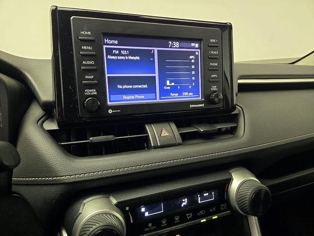 Photo of 2021 White Toyota RAV4