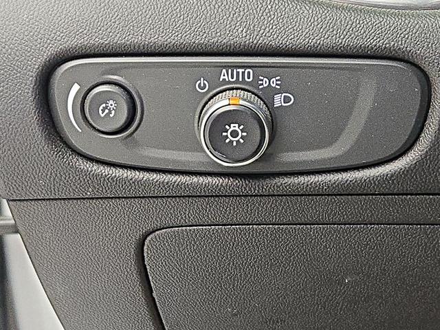 Photo of 2021 Silver Chevrolet Malibu