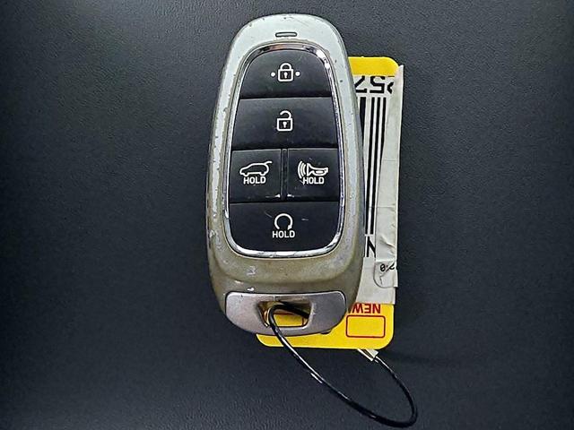 Photo of 2021 Red Hyundai SANTA FE