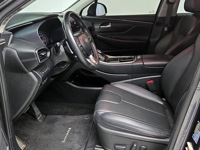 Photo of 2023 Gray Hyundai SANTA FE