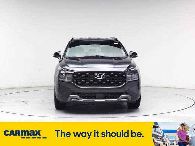 Photo of 2023 Gray Hyundai SANTA FE