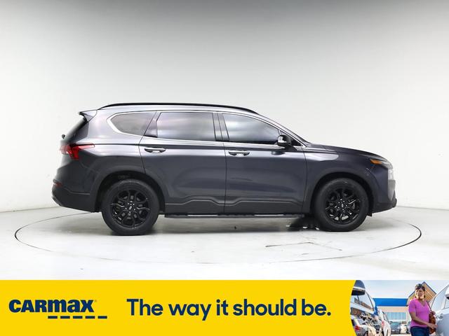 Photo of 2023 Gray Hyundai SANTA FE