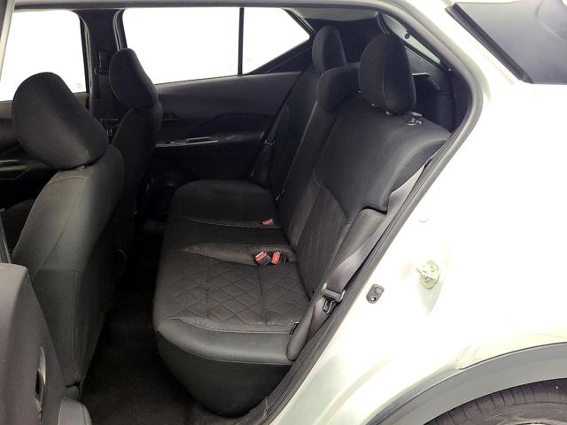 Photo of 2020 Silver Nissan Kicks